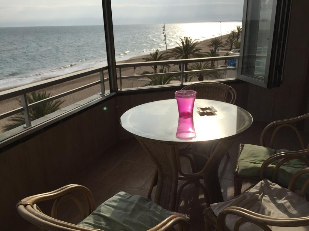 Apartamento Rosendo กาลาเฟลล์ ภายนอก รูปภาพ